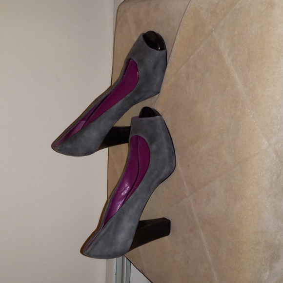 Franco Sarto gray suede open toe pumps sz 7 - Picture 3 of 6